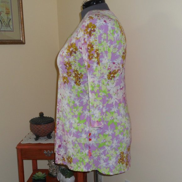 LOGO Lori Goldstein 1X Tunic Top Multicolor Floral V-neck - Picture 2 of 4